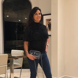 Meet your Posher, Veronica